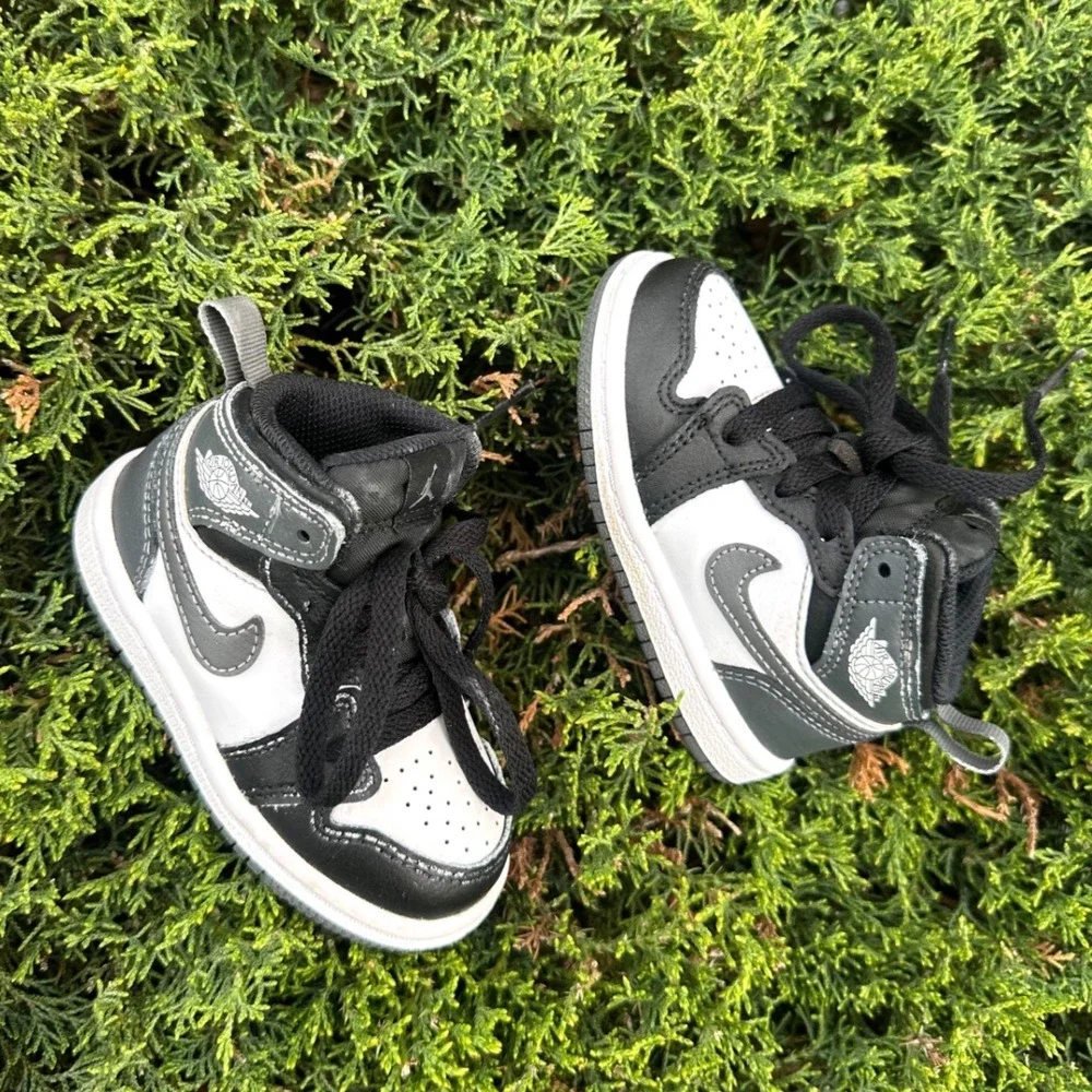 Nike Jordan 1 Mid Infant Baby Sneakers Size 5 Iron Grey Shoes
